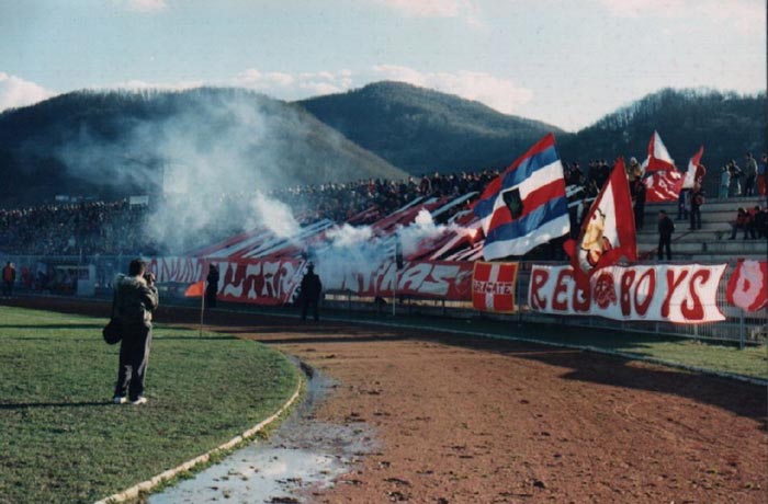 gal/1996-1997/mladost_zvezda1.jpg