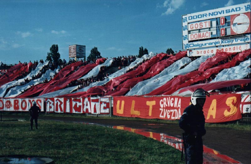 gal/1996-1997/vojvodina_zvezda_koreo.jpg