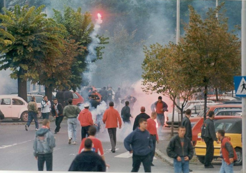 gal/1997-1998/derbi_neredi2.jpg