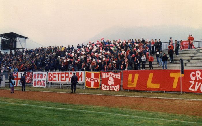 gal/1997-1998/mladost_zvezda/mladost_cz9798a.jpg