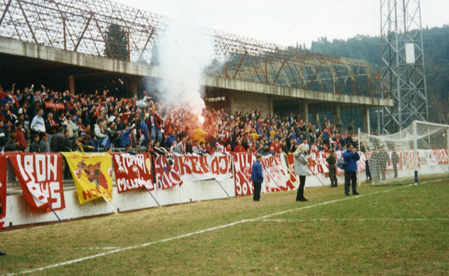 gal/1999-2000/buducnost_zvezda/delije004.jpg