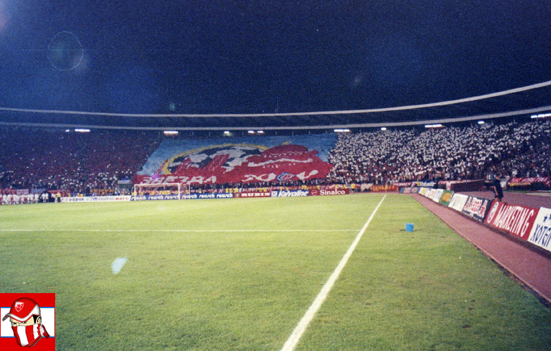 gal/2000-2001/zvezda_dinamo/kijev1.jpg