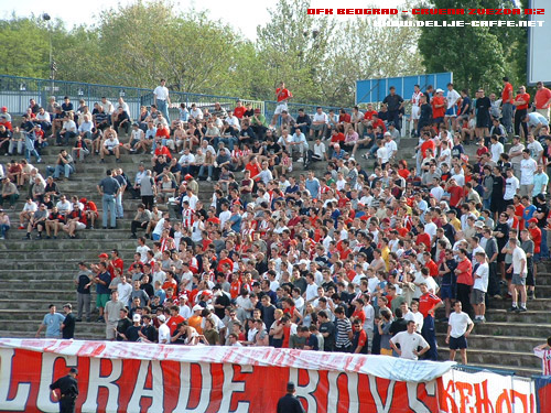 gal/2002-2003/ofk_zvezda_pocetak_tekme.jpg