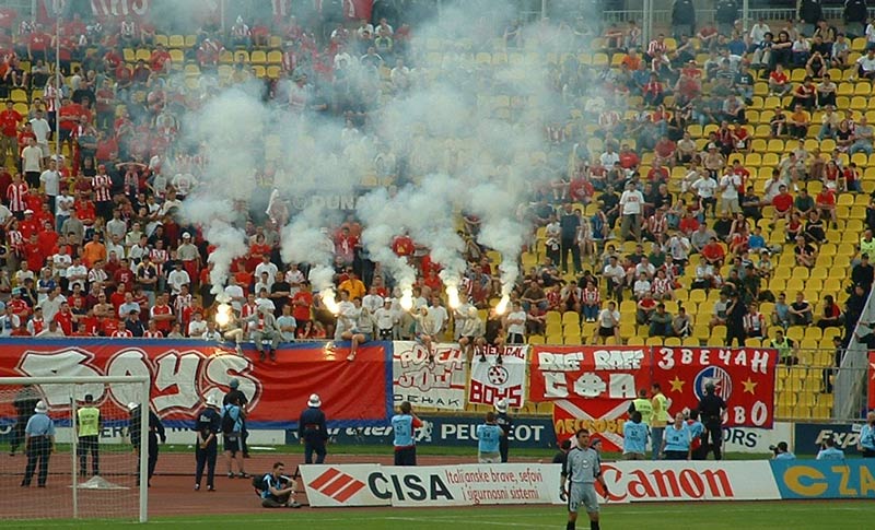 gal/2002-2003/sartid/zvezda_sartid_kcz_baklje.jpg