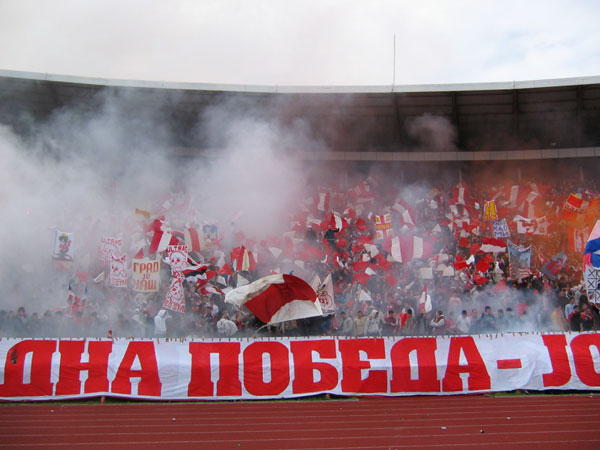 gal/2003-2004/zvezda_vojvodina/9.jpg