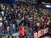 gal/2004-2005/derbi_basket_22maj/_thb_2.jpg