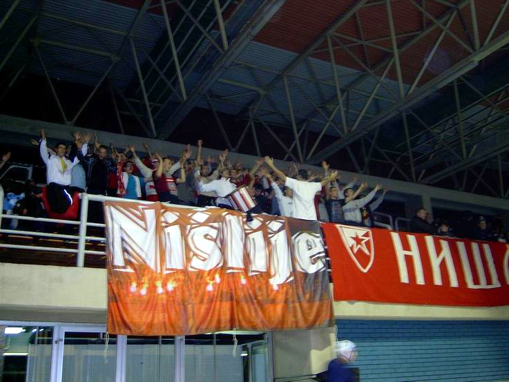 gal/2004-2005/nis_zvezda_vaterpolo/2.jpg