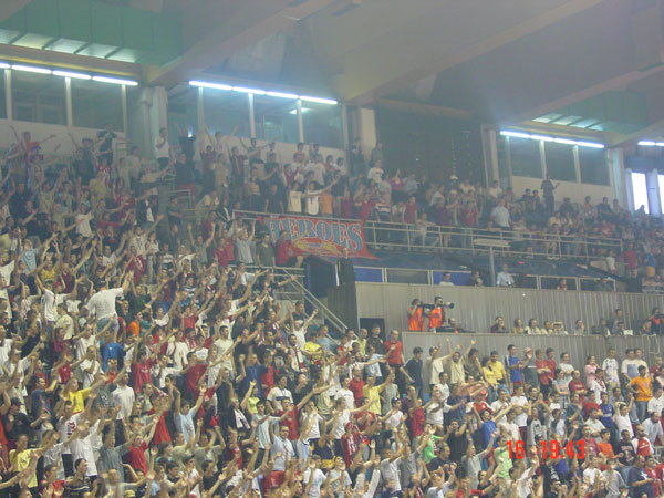 gal/2004-2005/polufinale_plejofa_basket/2.jpg