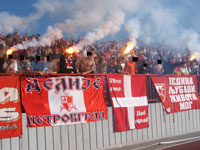 gal/2006-2007/cz_vojvodina_plejof/_thb_delije7.jpg