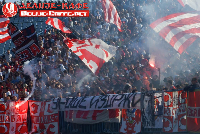 gal/2010-2011/ofk_beograd_CZ/delije07.jpg