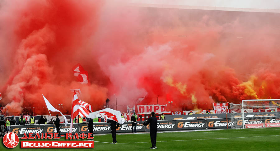 gal/2013-2014/cz_radnicki_kg/delije01.jpg